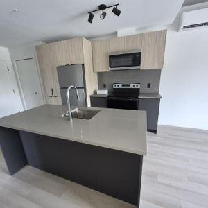 4½ Dans Un Immeuble Neuf ! - Photo 2
