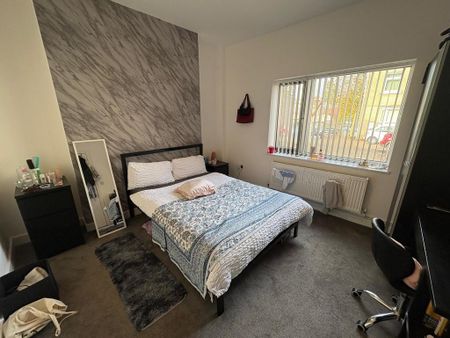 5 bedroom house share to rent - Photo 4