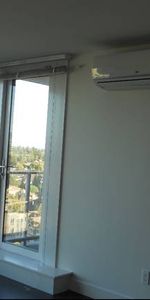 One bedroom apartment with A/C, EV and view - Photo 3