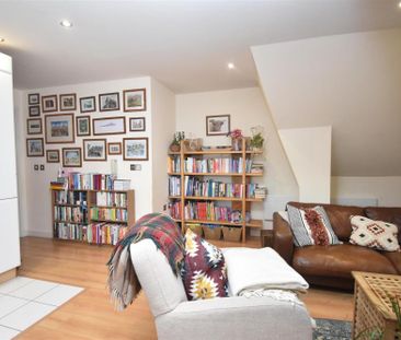 Skeldergate, York - Photo 2