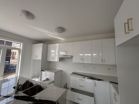 For Lease - 35 Henshaw Drive, Erin, Ontario - Photo 4