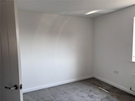 2 bedroom end of terrace house to rent - Photo 5