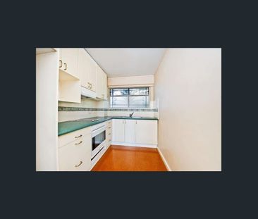 Bright apartment with fabulous views - Photo 4