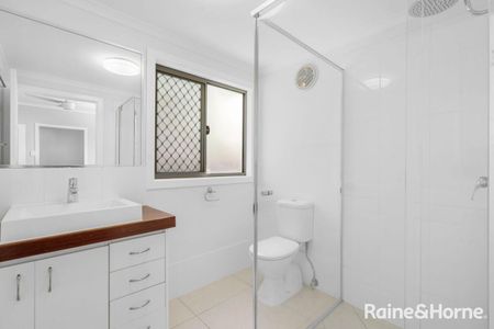 Beautifully Renovated 4 Bedroom Home in Prime Location complete with partial water views! - Photo 3