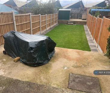 1 bedroom in a house share to rent - Photo 1