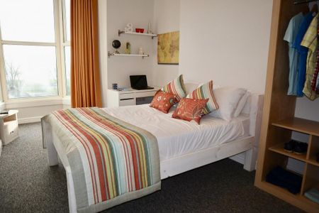 5 bedroom house to rent - Photo 2