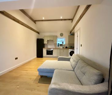 1 bedroom Mid Terraced Bungalow to let - Photo 2