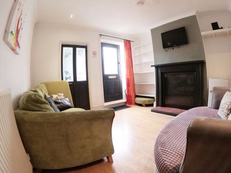 13 Albany Street, Lincoln, Lincolnshire, LN1 3JD - Photo 3