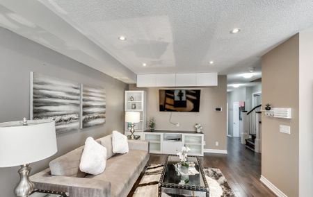 For Lease - 95 Nearco Gate, Oshawa, Ontario - Photo 5