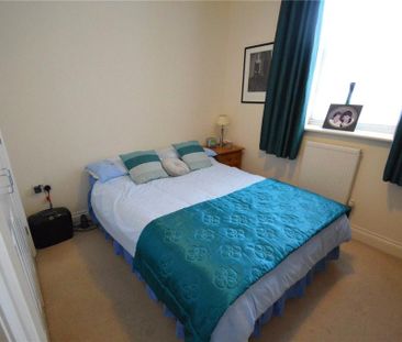 3 bedroom apartment to rent - Photo 2