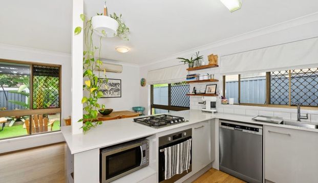 Unit 1/9 Peacock Place - Photo 1