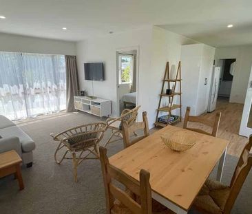 Charming 2BR Papamoa Beach Retreat - Photo 5