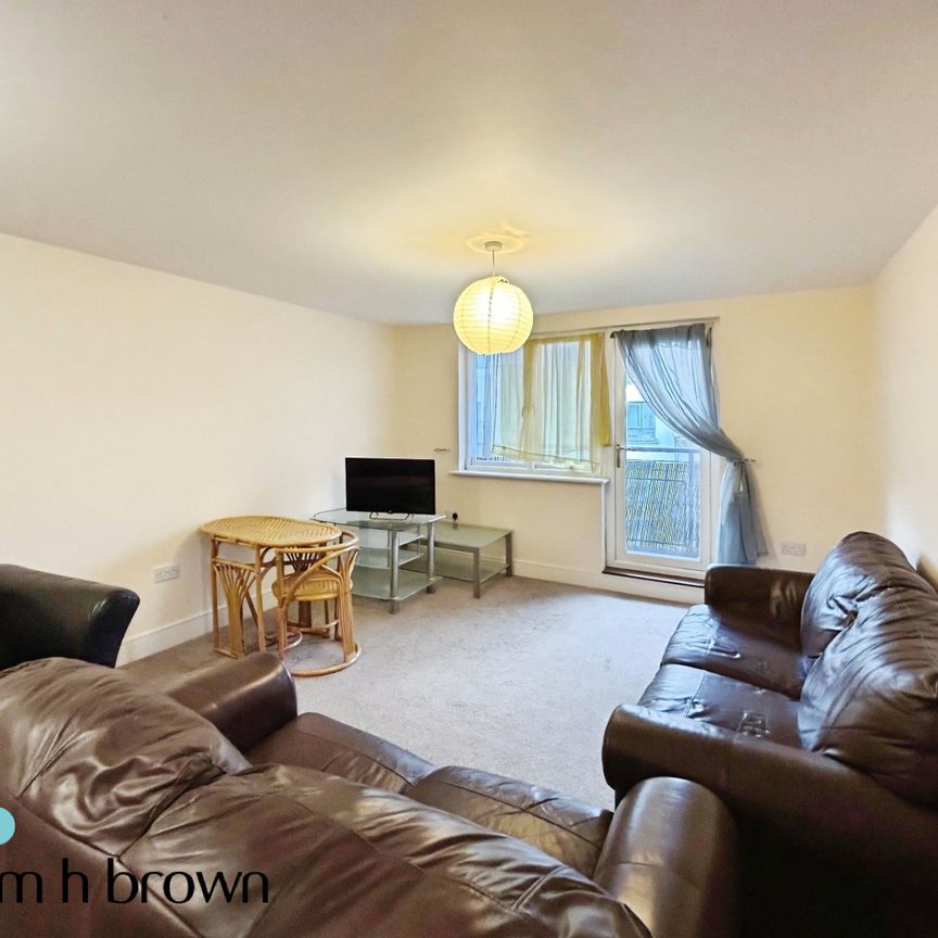 Yeoman Close, Ipswich, Ipswich - Photo 1