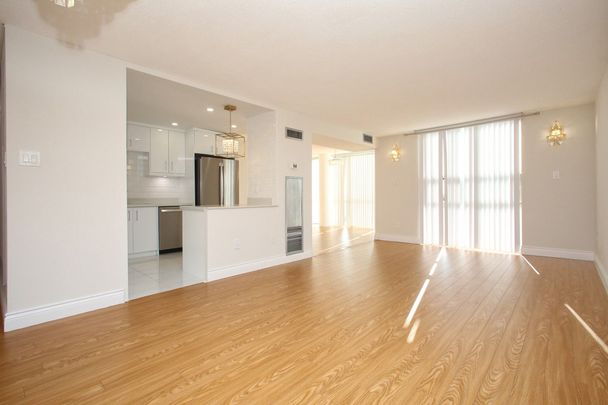 For Lease - 20 Harding Boulevard Unit# 1012, Richmond Hill, Ontario - Photo 1