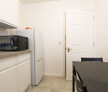 Meopham Road, Mitcham, Mitcham, CR4 - Photo 3