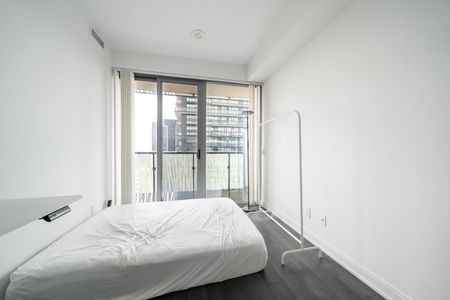 For Lease - 50 Charles Street Unit# 2812, Toronto, Ontario - Photo 5