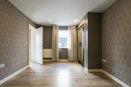 Royal Way, Trumpington, Cambridge - Photo 2