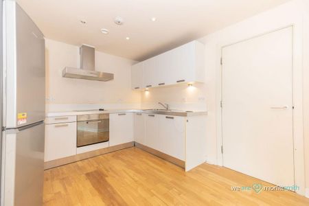 2 bedroom apartment to rent - Photo 2