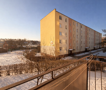 Mieszkanie z balkonem, salon z oddzielną kuchnią i garderobą - Zdjęcie 6