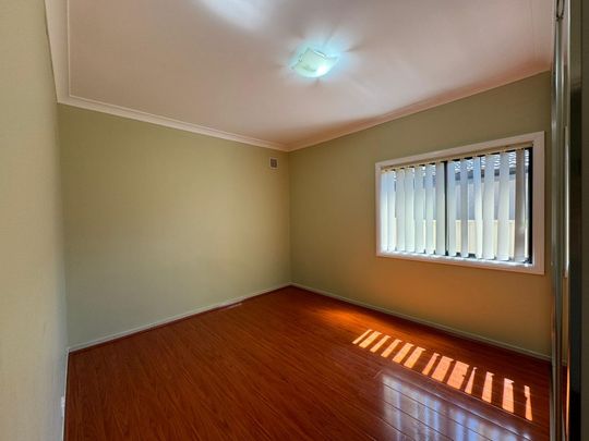 Well Presented Three Bedroom Family Home&excl; - Photo 1