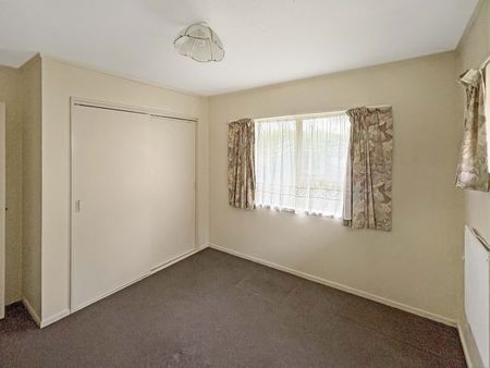 WOODRIDGE GREAT LOCATION - Photo 2