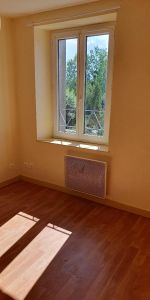 Location Appartement 2 pièces 27m² SEVREMOINE 49230 - Photo 4