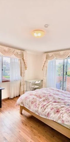 180 Storey St, Sydney - Photo 1