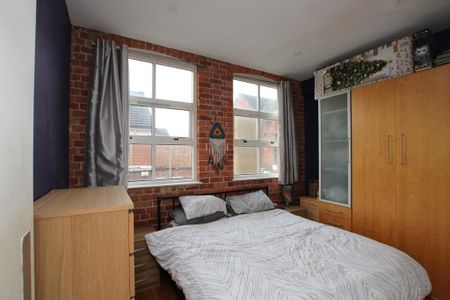 2 bedroom townhouse to rent - Photo 4