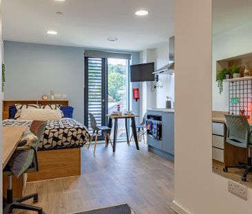 Studio to rent - Photo 1
