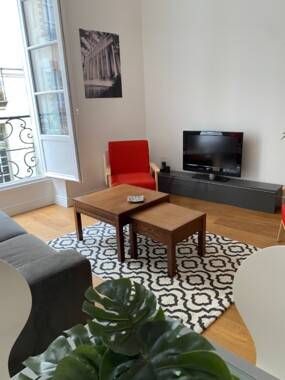 T2 MEUBLE quartier Bouffay Nantes - Photo 2
