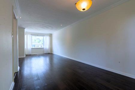 For Lease - 714 Dunlop Street Unit# (UPPER), Whitby, Ontario - Photo 4