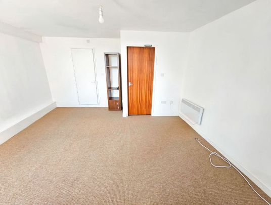 Gorton Road, Stockport, Cheshire, SK5 - Photo 1