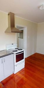 Roslyn - 3 Bedrooms - Photo 4