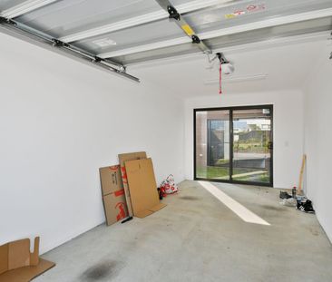 Elegant Townhouse in the Vibrant Aura Community of Nirimba - Photo 4