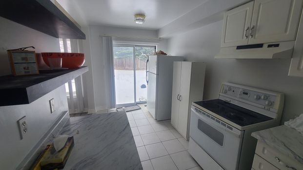 For Lease - 150 Twin Pines Crescent, Brampton, Ontario - Photo 1