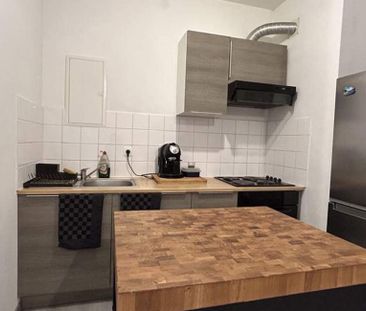 Appartement te huur in Péruwelz voor € 575 met 2 slaapkamers - Foto 5