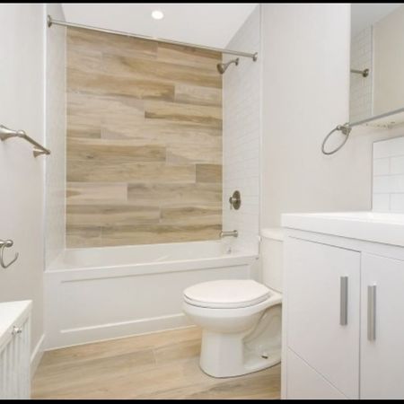 For Lease - 3411 Lake Shore Boulevard Unit# 4, Toronto, Ontario - Photo 4