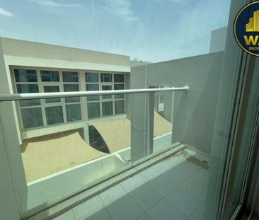 RRM | 3Beds | Back to Back | Great Deal - Photo 1