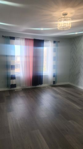 For Lease - 127 Donald Bell Drive, Hamilton, Ontario - Photo 5