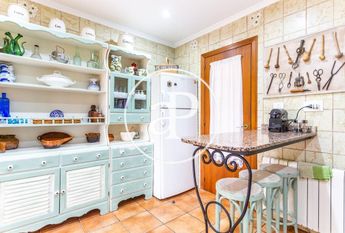Luxury Villa for rent in Turís, Valencia