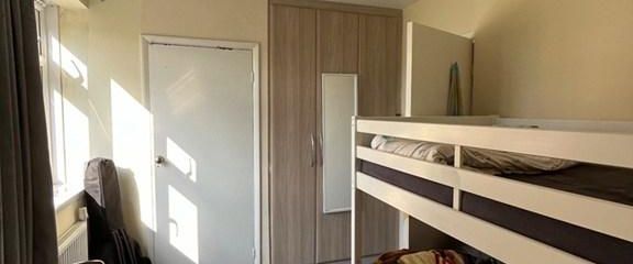 1 bedroom in a flat share to rent - Photo 1