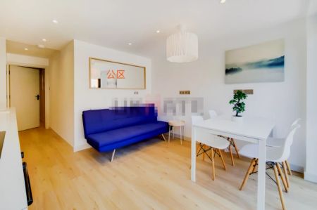 3 Bedroom 2 Bathroom Room 1 (shared bath) - Photo 2