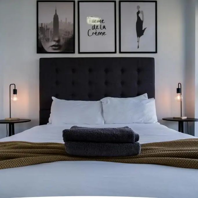 “Inner City 2 bedroom 2 bathroom Apartment” - Photo 1