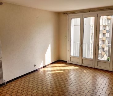 Location Appartement 3 pièces 74m² ANNONAY 07100 - Photo 1