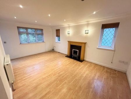 Penn Hill Avenue, Poole - Photo 2