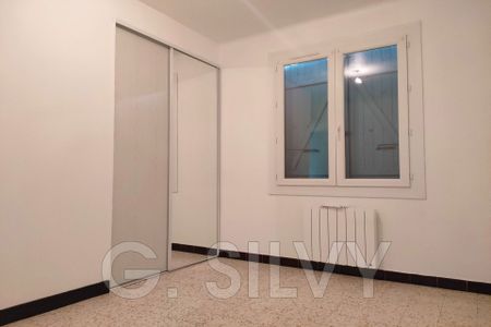Location Appartement 4 pièces 80m² ORANGE 84100 - Photo 2