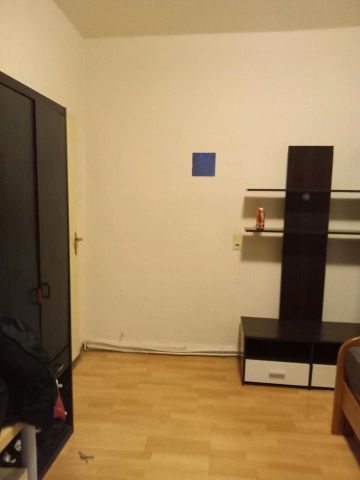 Nachmieter gesucht – WG-Zimmer ab sofort! - Photo 4
