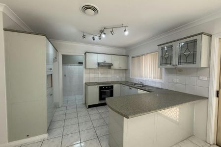 NEWLY RENOVATED TOWNHOUSE - Photo 5