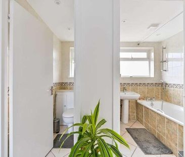 Cleveland Gardens, Worcester, KT4 - Photo 5