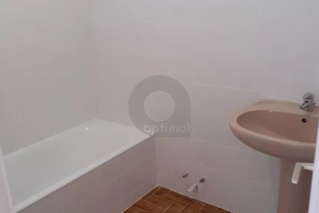 STUDIO CAREI EN DERNIER ET. TERRASSE 24 M2 - Photo 5